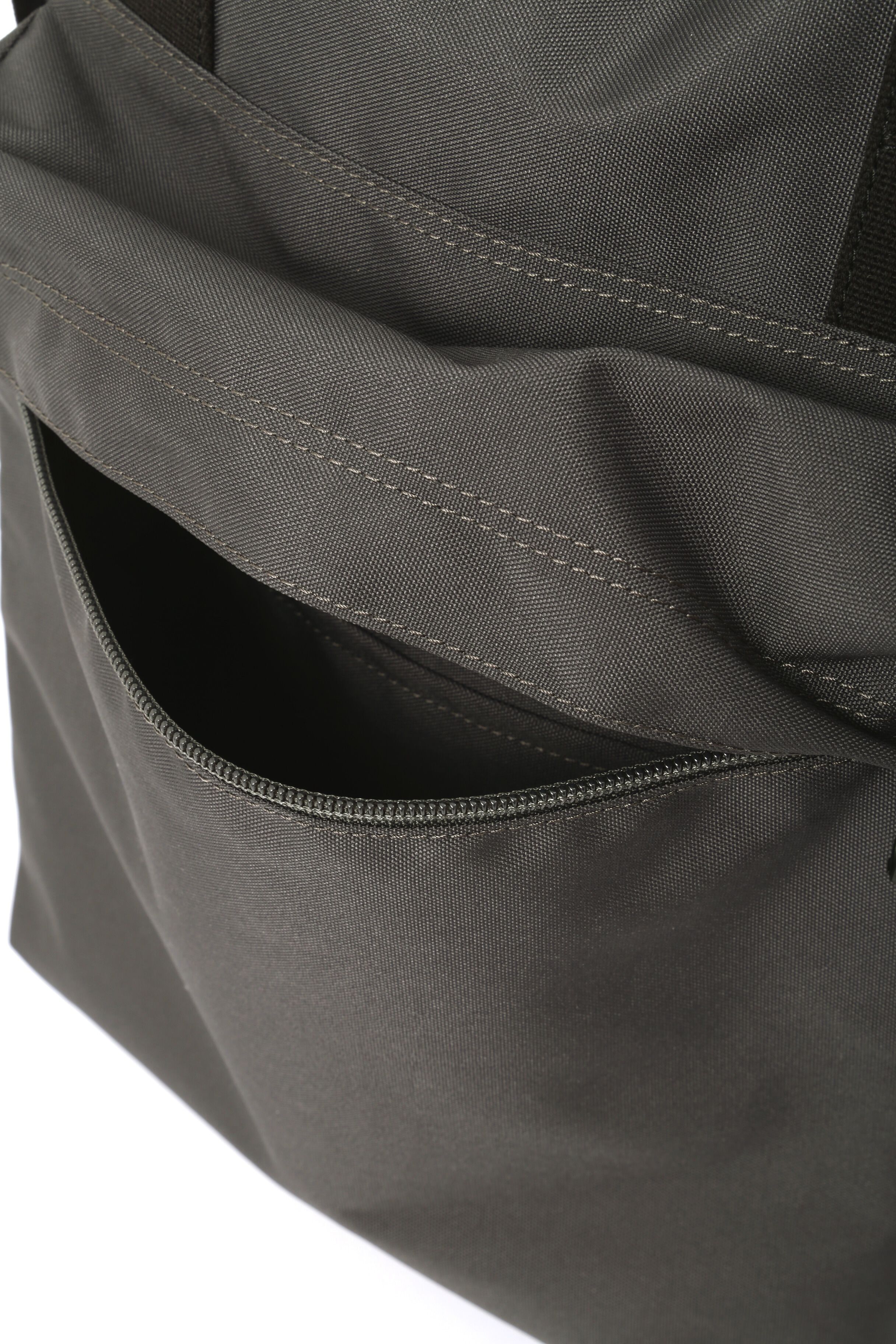 MHL.「POLYESTER CANVAS」|その他|