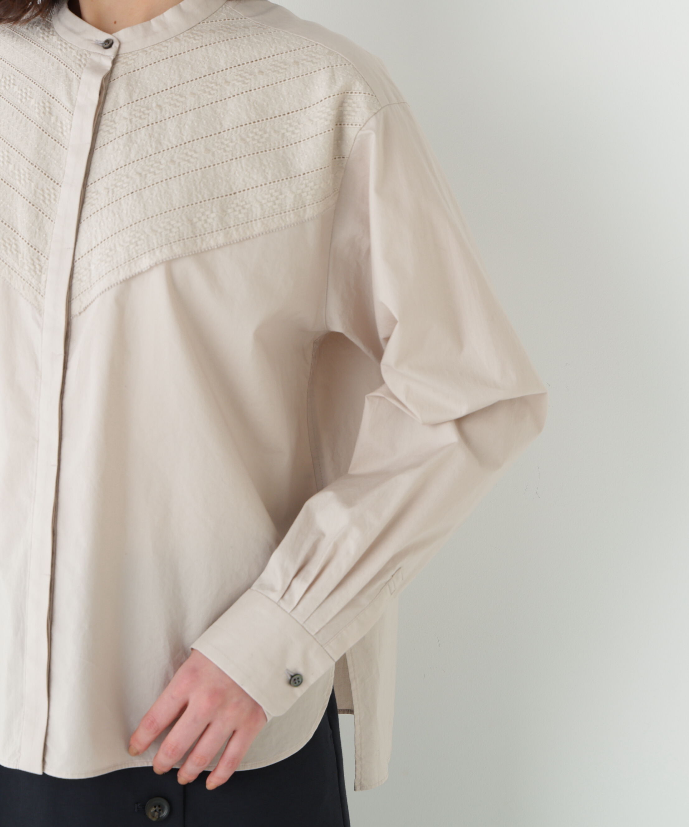  「◆《ウォッシャブル》レースドッキングバンドカラーブラウス」|シャツ・ブラウス|