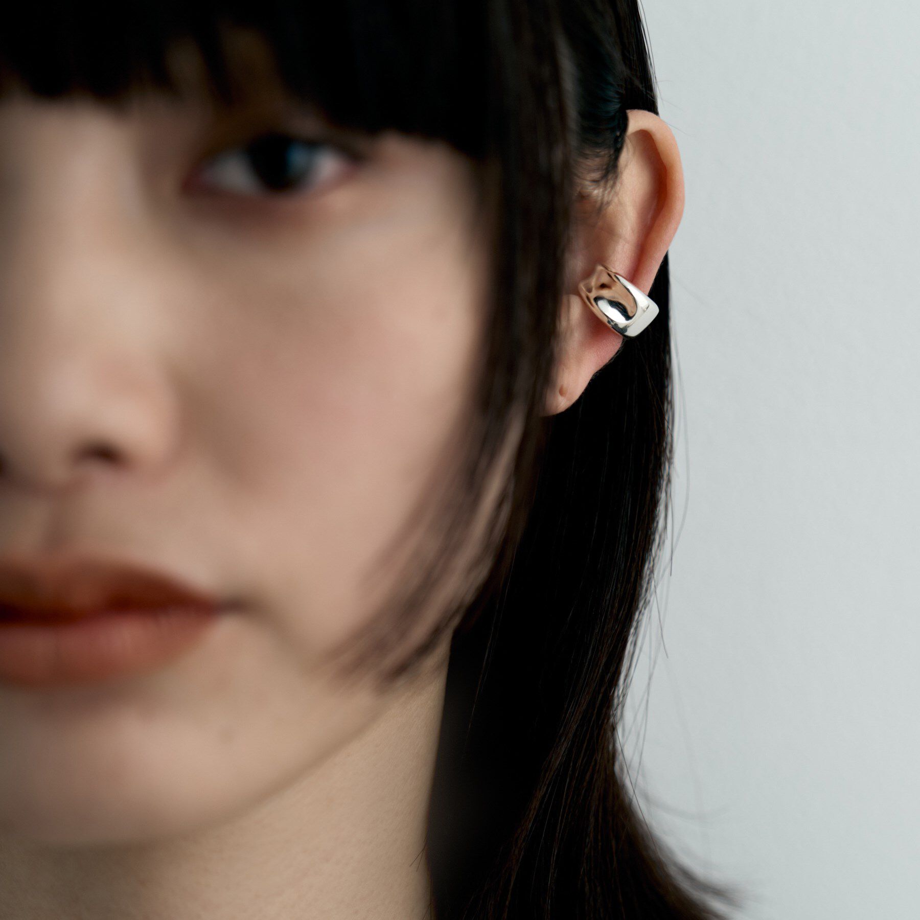 COCOSHNIK ONKITSCH「シルバー コンケイブイヤカフ」|イヤリング|