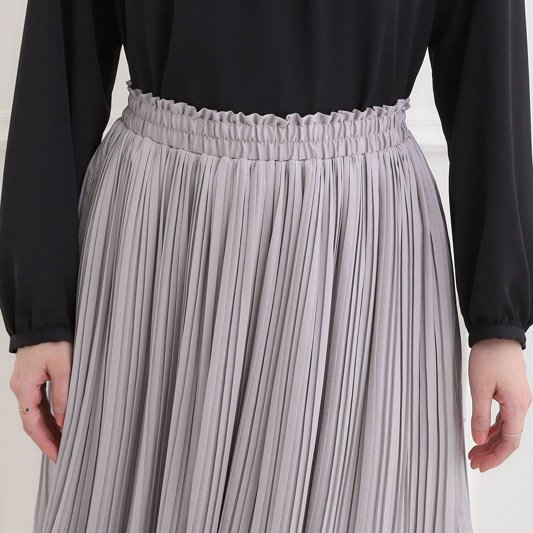SHOO･LA･RUE「【洗濯機可/着丈選べる】オンにもオフにも 軽やかプリーツスカート」|スカート|