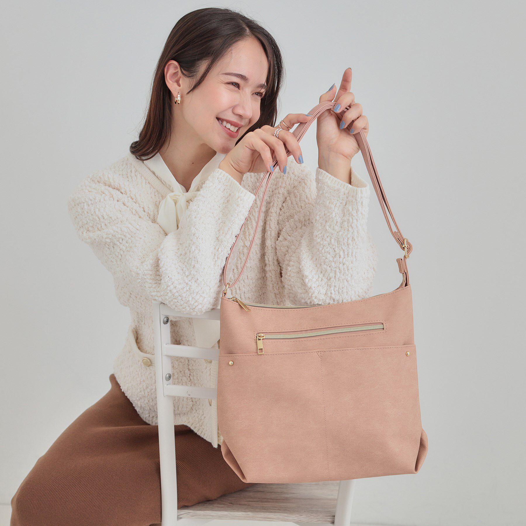 SHOO･LA･RUE「【選べる6色】フロントWポケットショルダーバッグ」|ショルダー・メッセンジャー|ピンク(072)