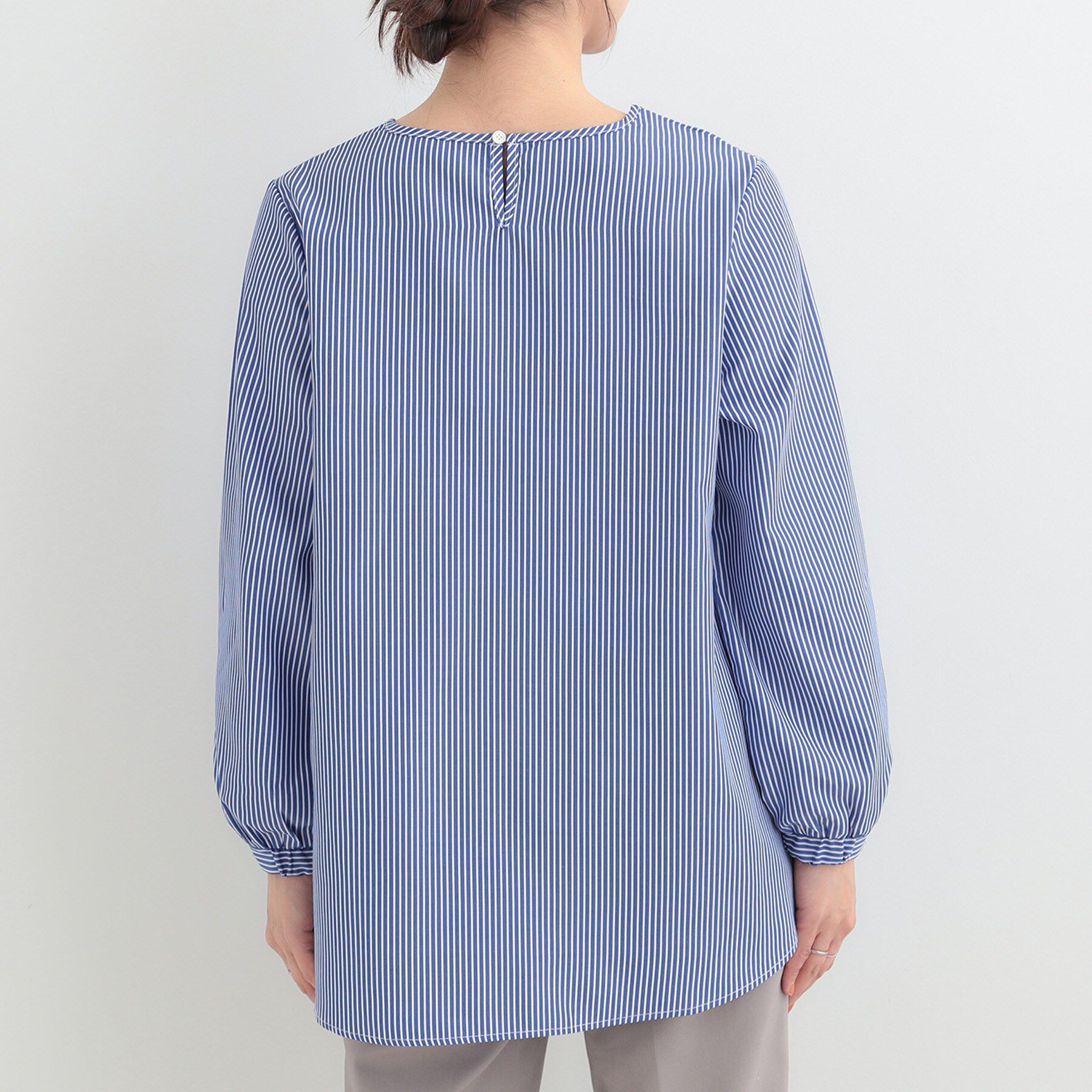 SHOO･LA･RUE「【洗濯機可/2点セット/S-LL】着回し自在 きれい見え ニットベスト＋ブラウス」|ニット・セーター|