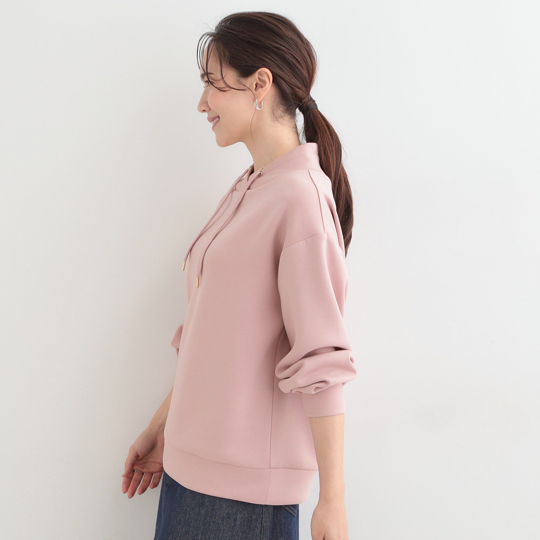 SHOO･LA･RUE「もちさらなめらかタッチ 大人が楽を叶える、パーカ風トップス」|Tシャツ・カットソー|