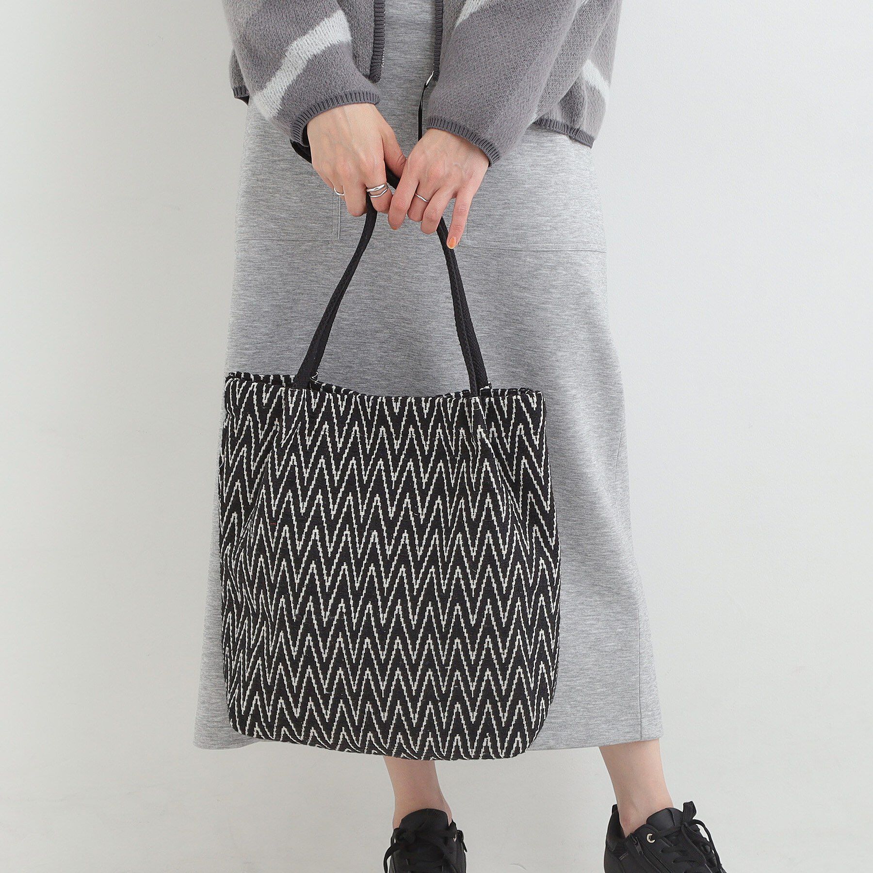 SHOO･LA･RUE「【インド製/選べる4柄】ジャカードトートバッグ」|トートバッグ|