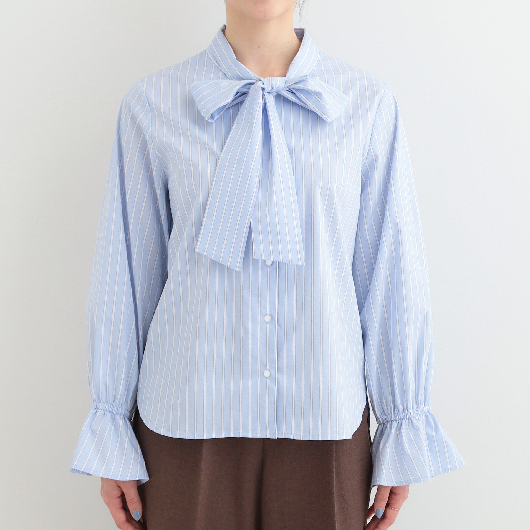 SHOO･LA･RUE「【洗濯後シワになりにくい/UV/S-LL】シンプルで使いやすい　キャンディースリーブ リボンブラウス」|シャツ・ブラウス|