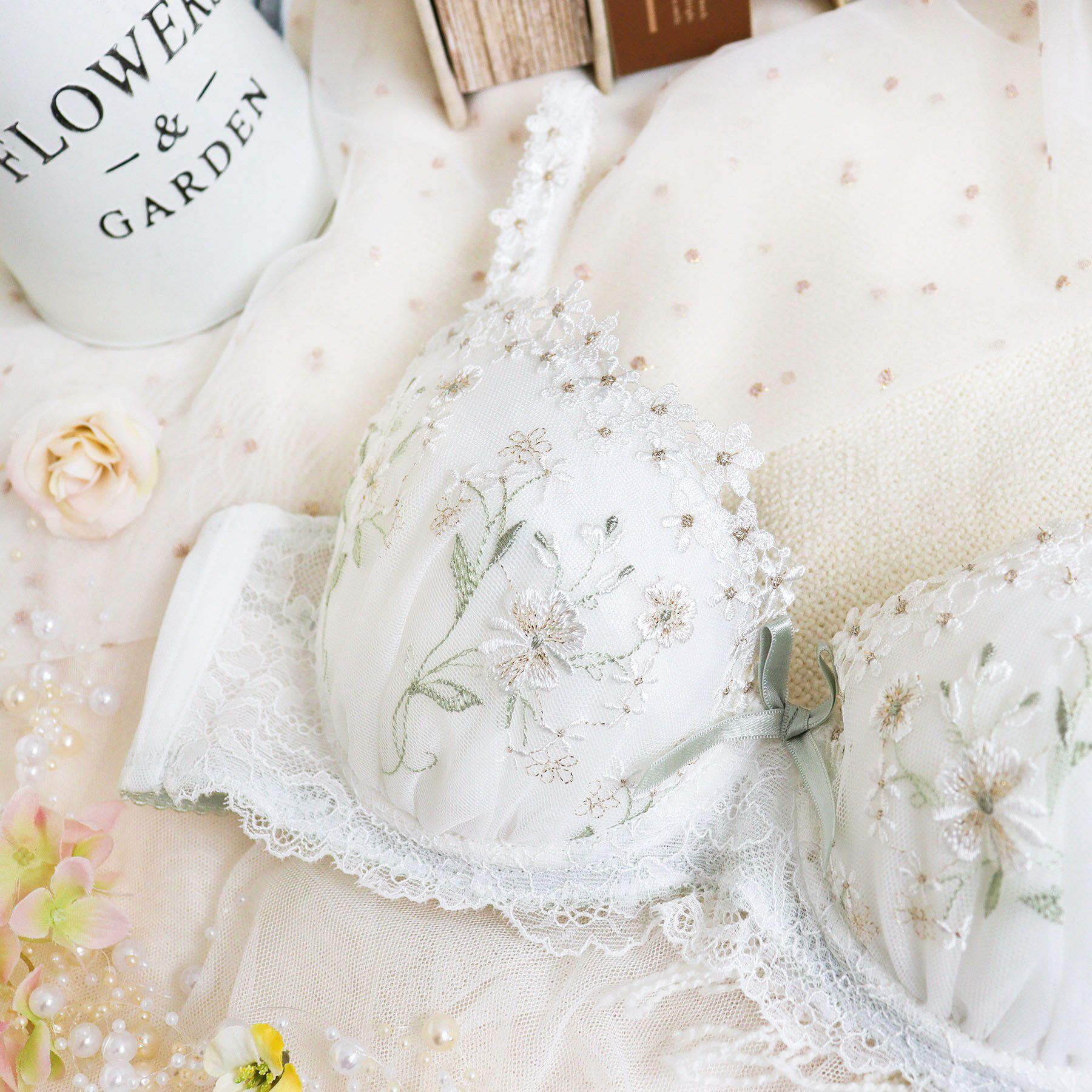 Risa Magli「レーナ ブラジャー (D-F) ＜Side Shape（サイドシェイプ）＞」|インナー|