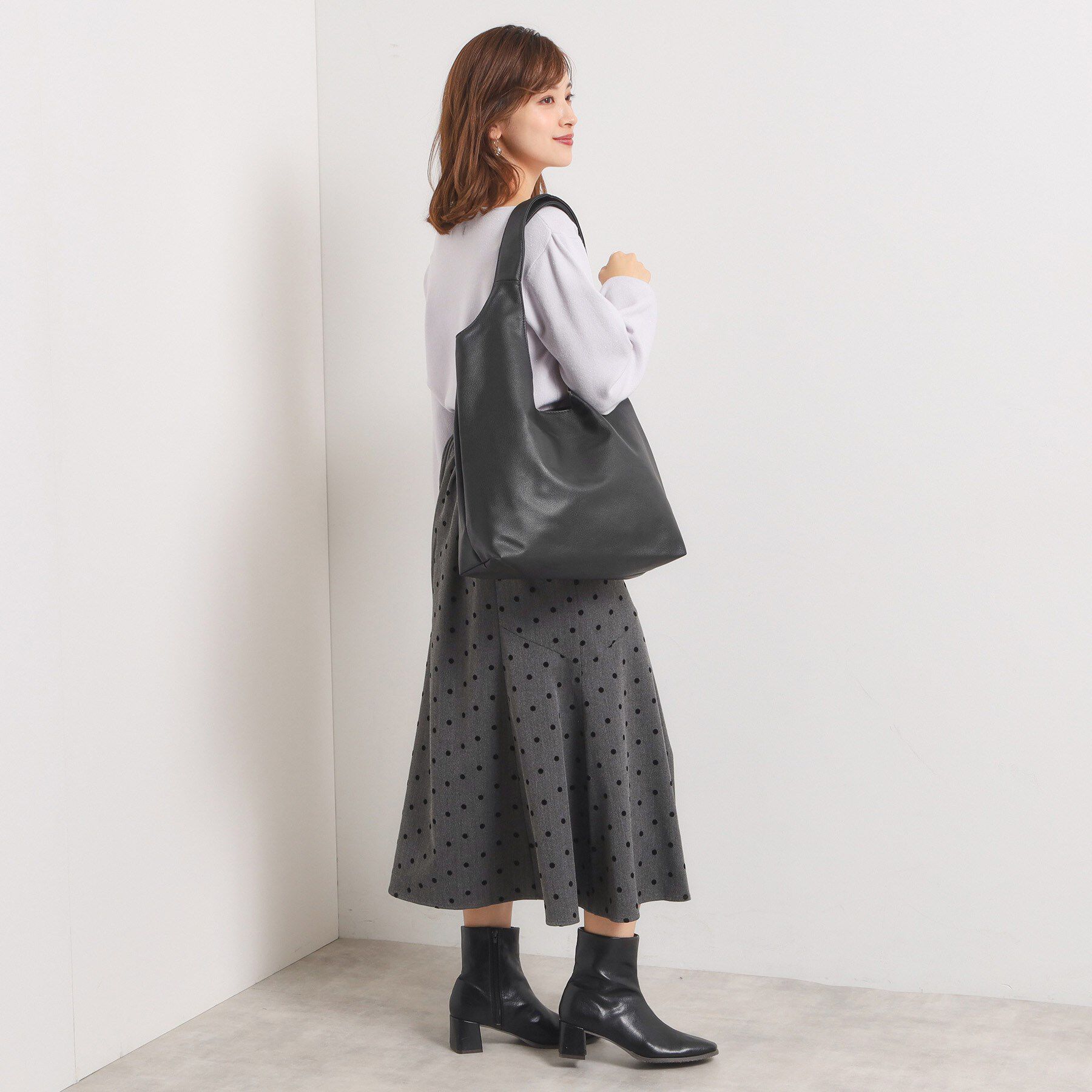 ITS&rsquo;DEMO「【A4対応】ソフトラウンド肩かるトート」|トートバッグ|