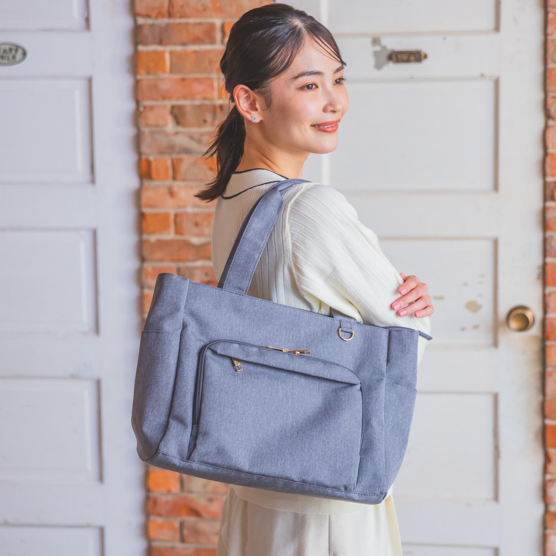 ITS&rsquo;DEMO「【12ポケット】ガバッとトート」|トートバッグ|