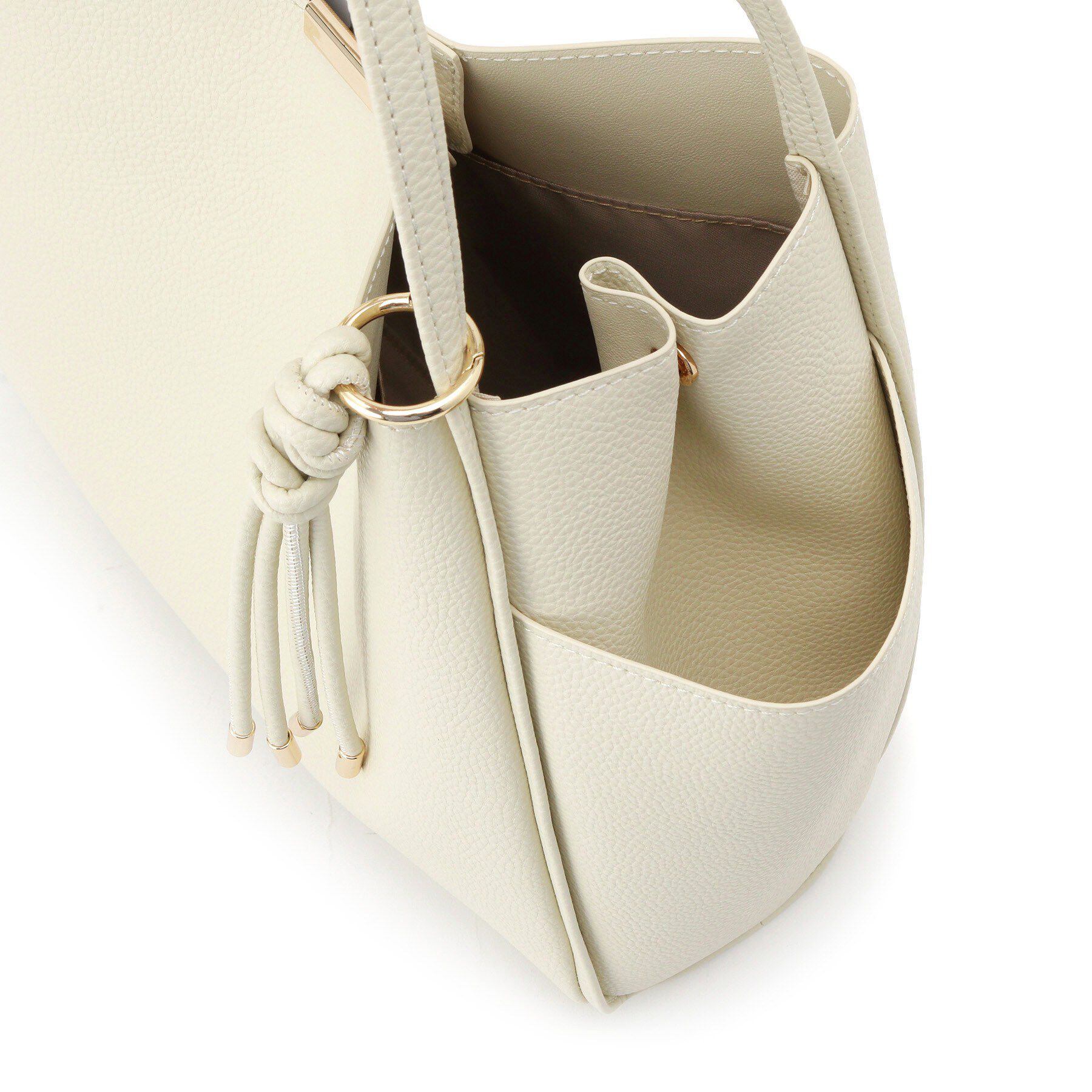 ITS&rsquo;DEMO「タッセル付変形A4トート」|トートバッグ|