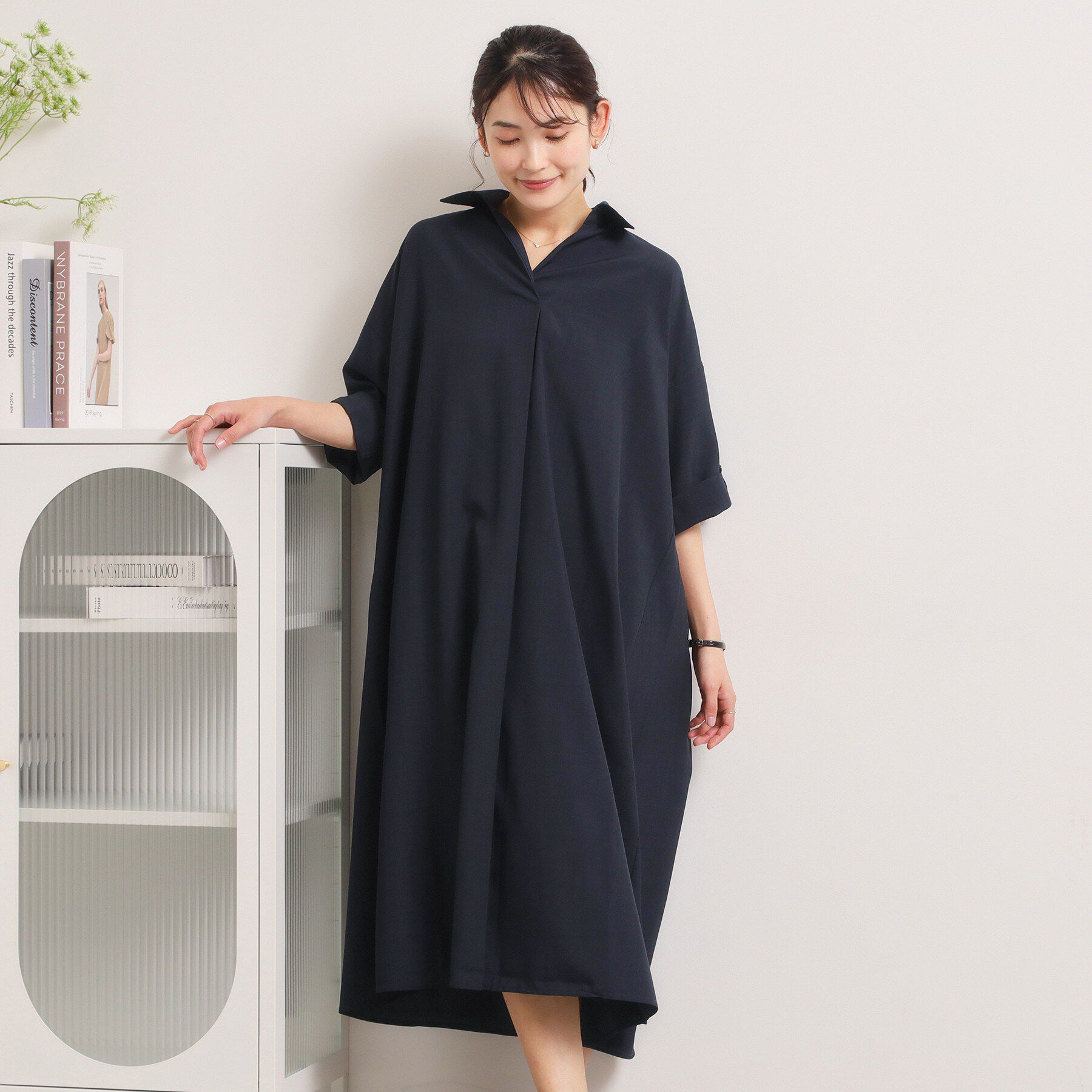 ITS&rsquo;DEMO「【UVケア／洗濯機OK／接触冷感／吸水速乾】麻調合繊スキッパーワンピース」|ワンピース|ネイビー(094)