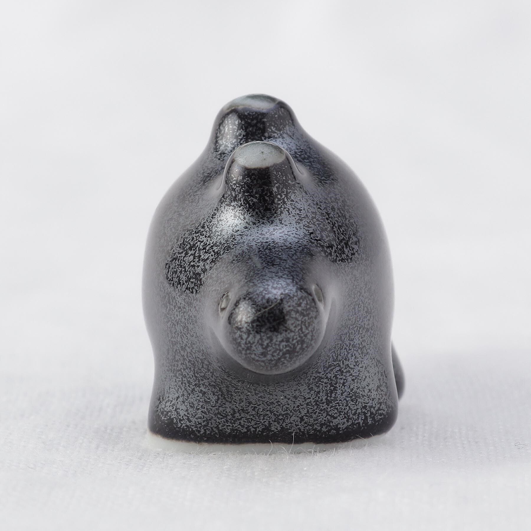 212 KITCHEN STORE「江戸っ子恐竜 黒&times;青 ステゴザウルス 箸置」|食器・キッチングッズ|