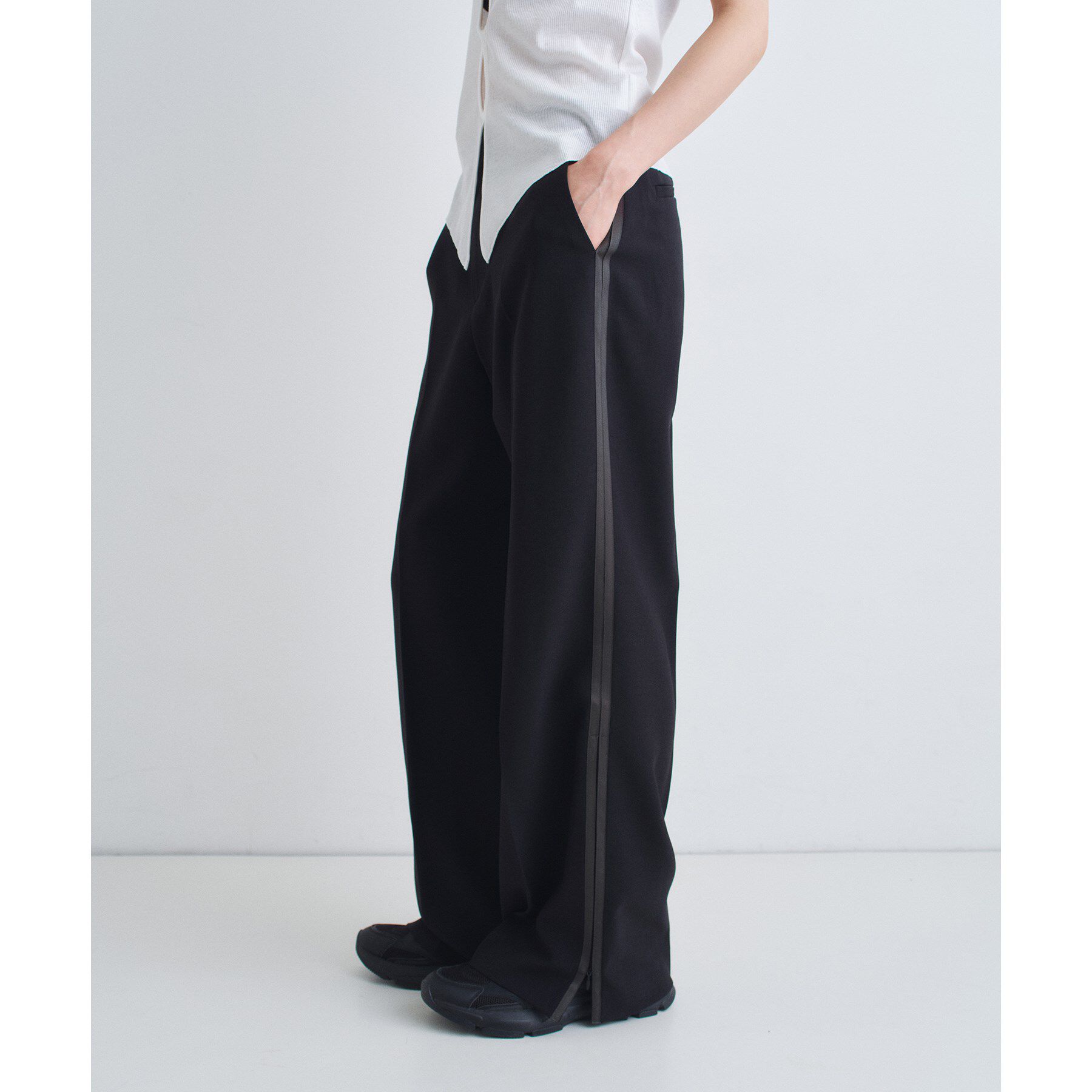 CODE A「line zip trousers」|その他|ブラック(019)