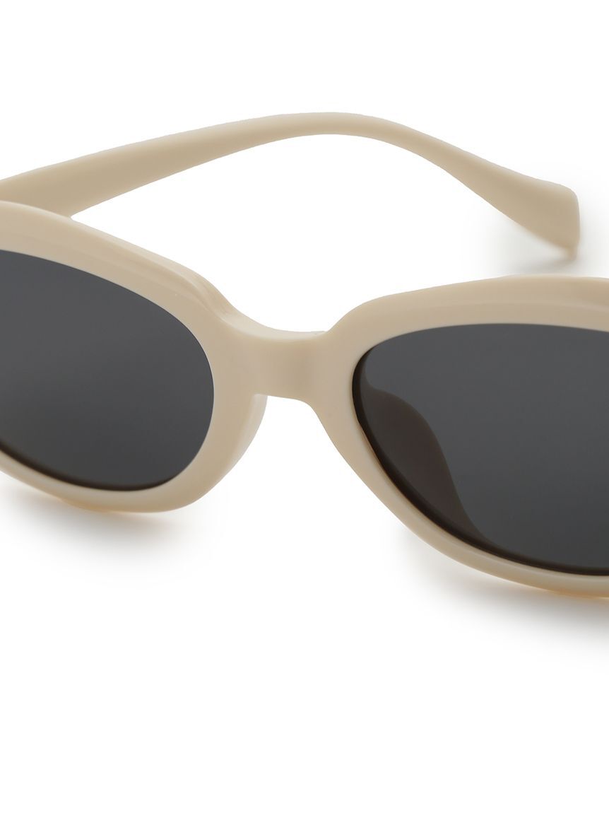 emmi atelier「オーバルキャットアイフレームサングラス」|サングラス|