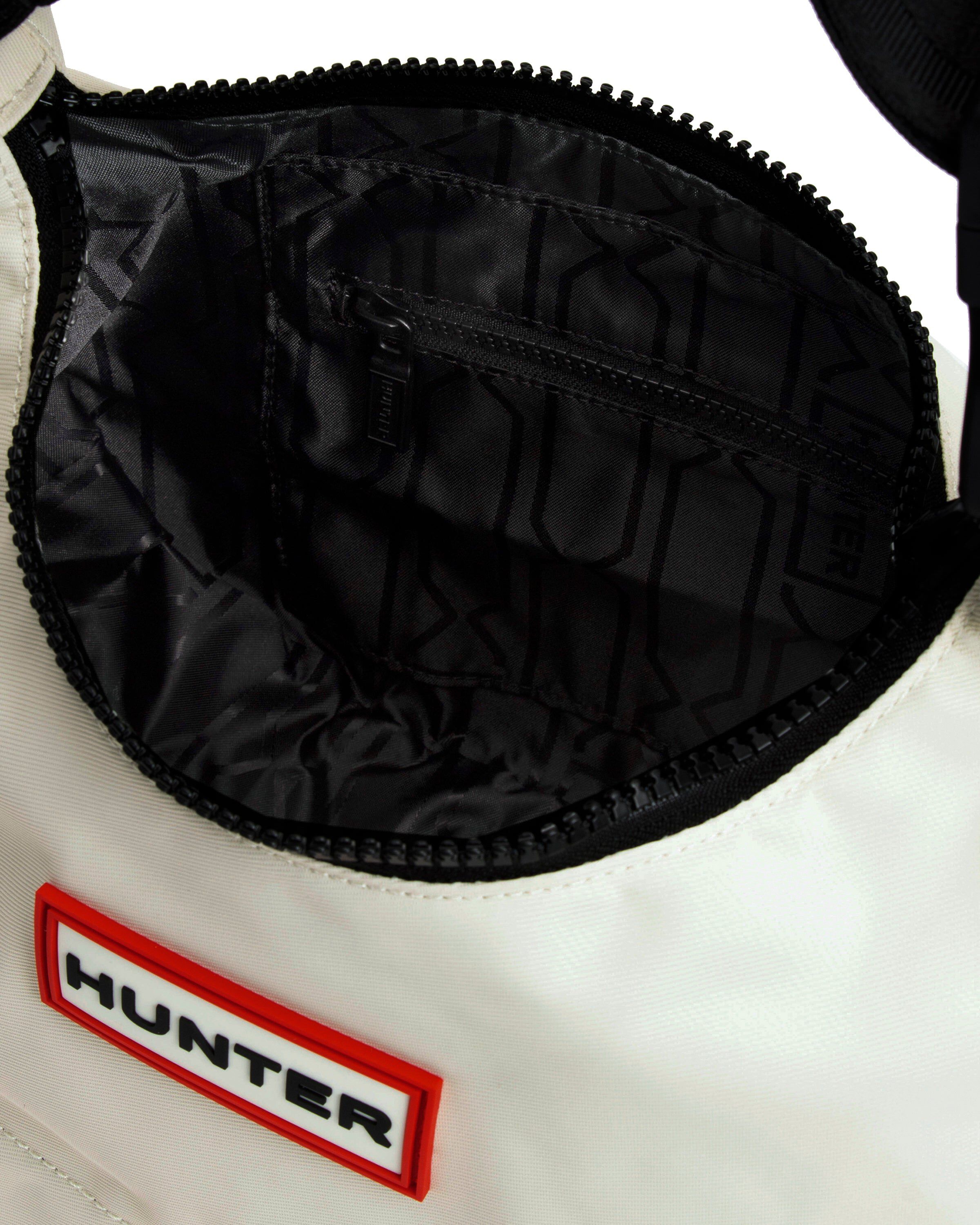 HUNTER「ナイロン ミディ ホーボー」|ショルダー・メッセンジャー|