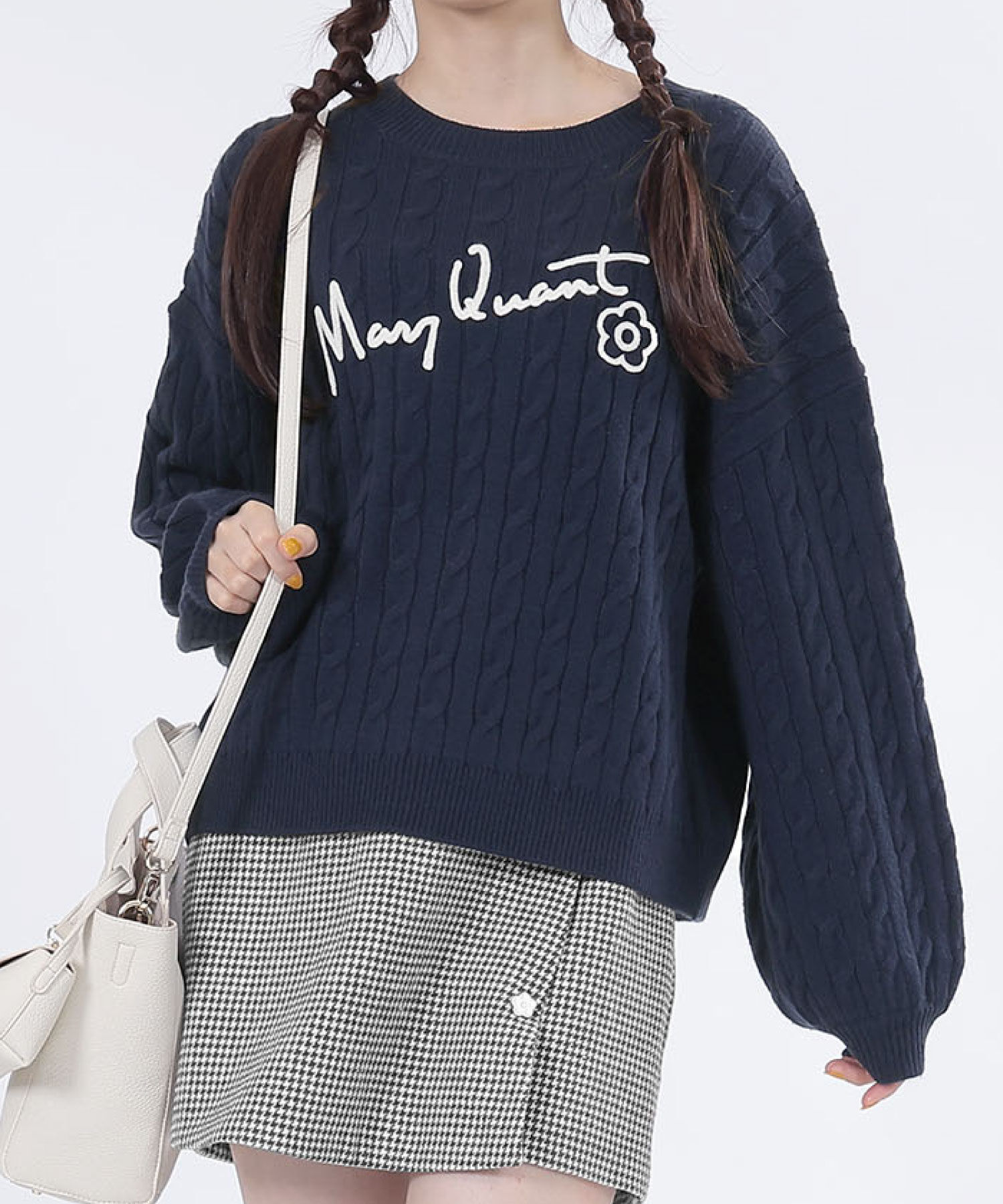 MARY QUANT「サインロゴケーブル プルオーバー」|カーディガン|ネイビー