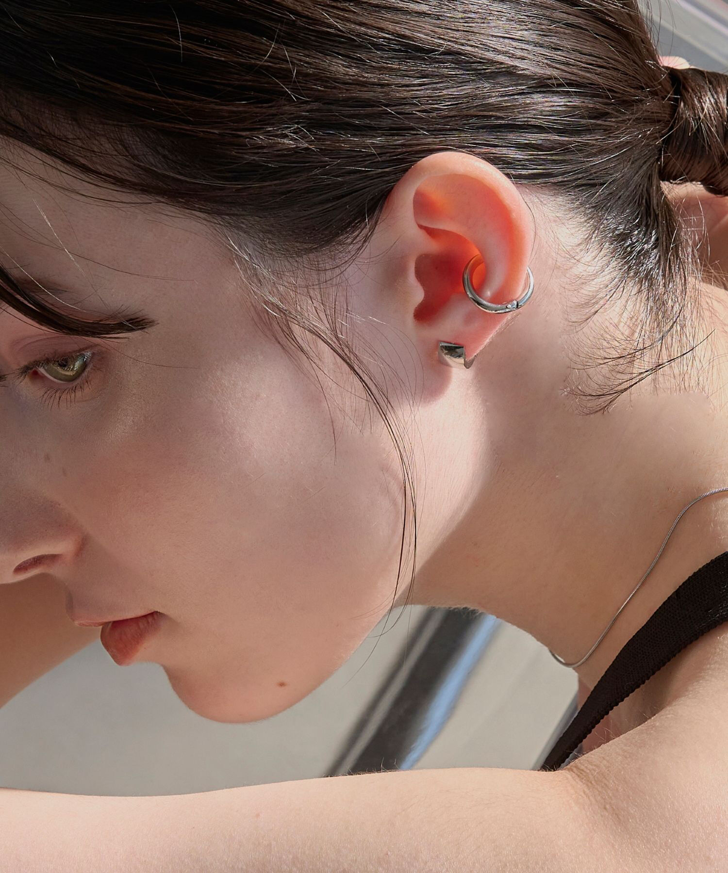 Phoebe「【金属アレルギー対応】ワンタッチワイドフープミニピアス　シルバー/サージカルステンレス」|ピアス|