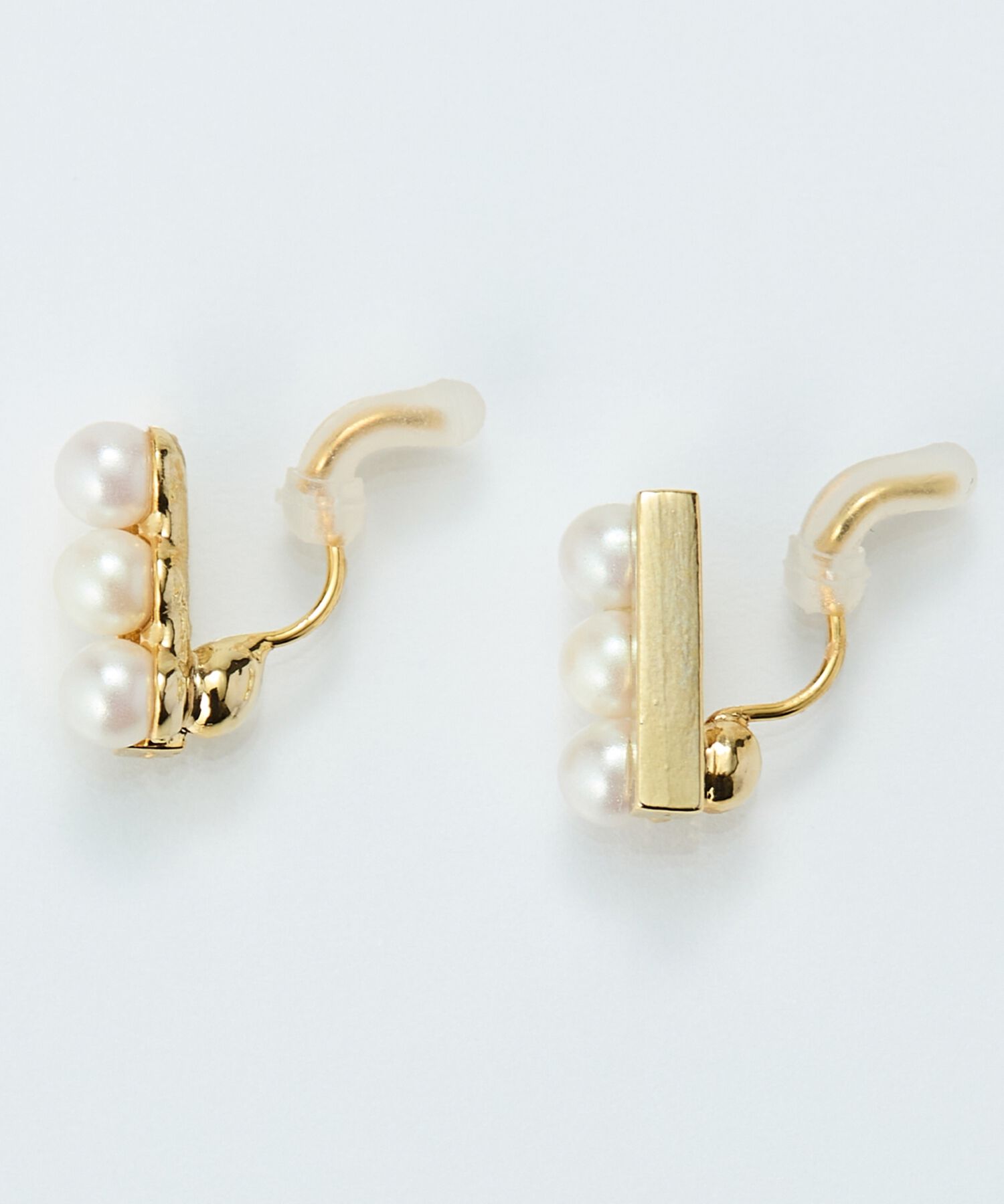 Phoebe「【痛くないシリーズ/金属アレルギー対応】パール＆バーライトフィットイヤリング　ゴールド」|イヤリング|