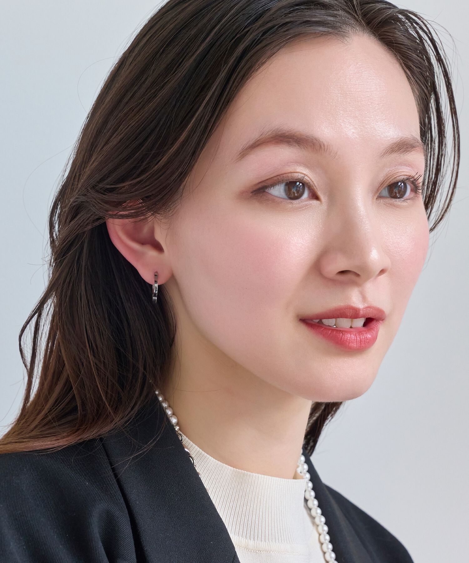 Phoebe「【金属アレルギー対応】フラワーワンタッチフープピアス　シルバー/サージカルステンレス（片耳）」|ピアス|