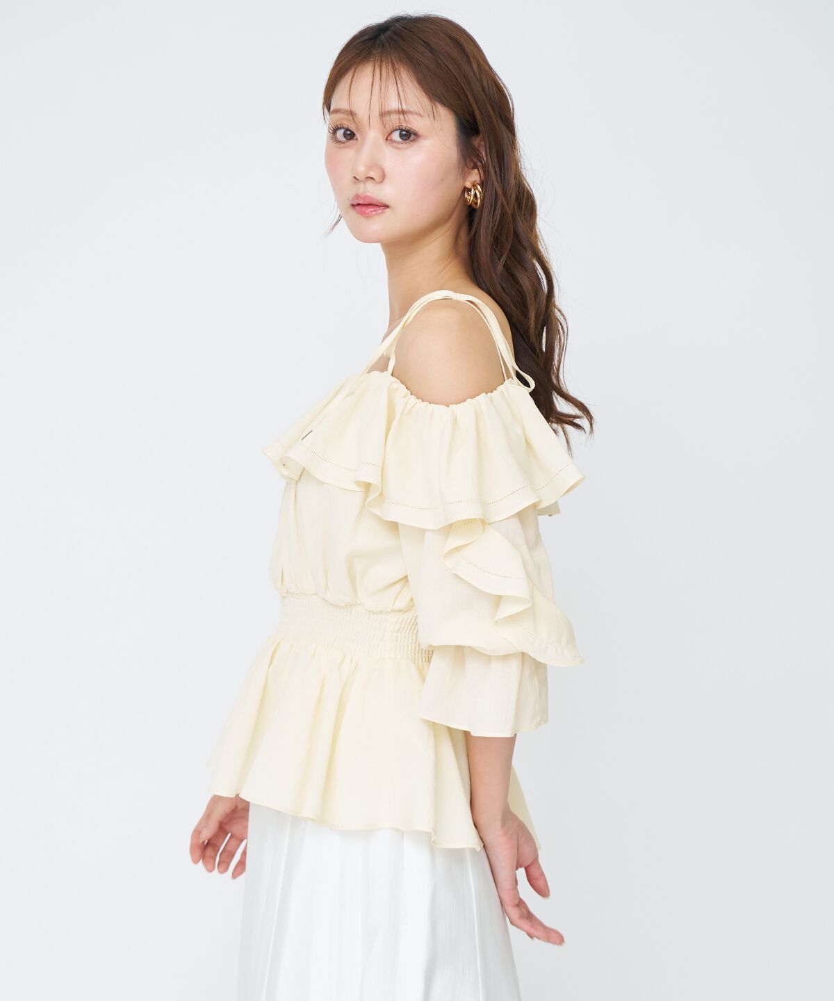 アンドクチュール「オフショルフリルブラウス」|シャツ・ブラウス|