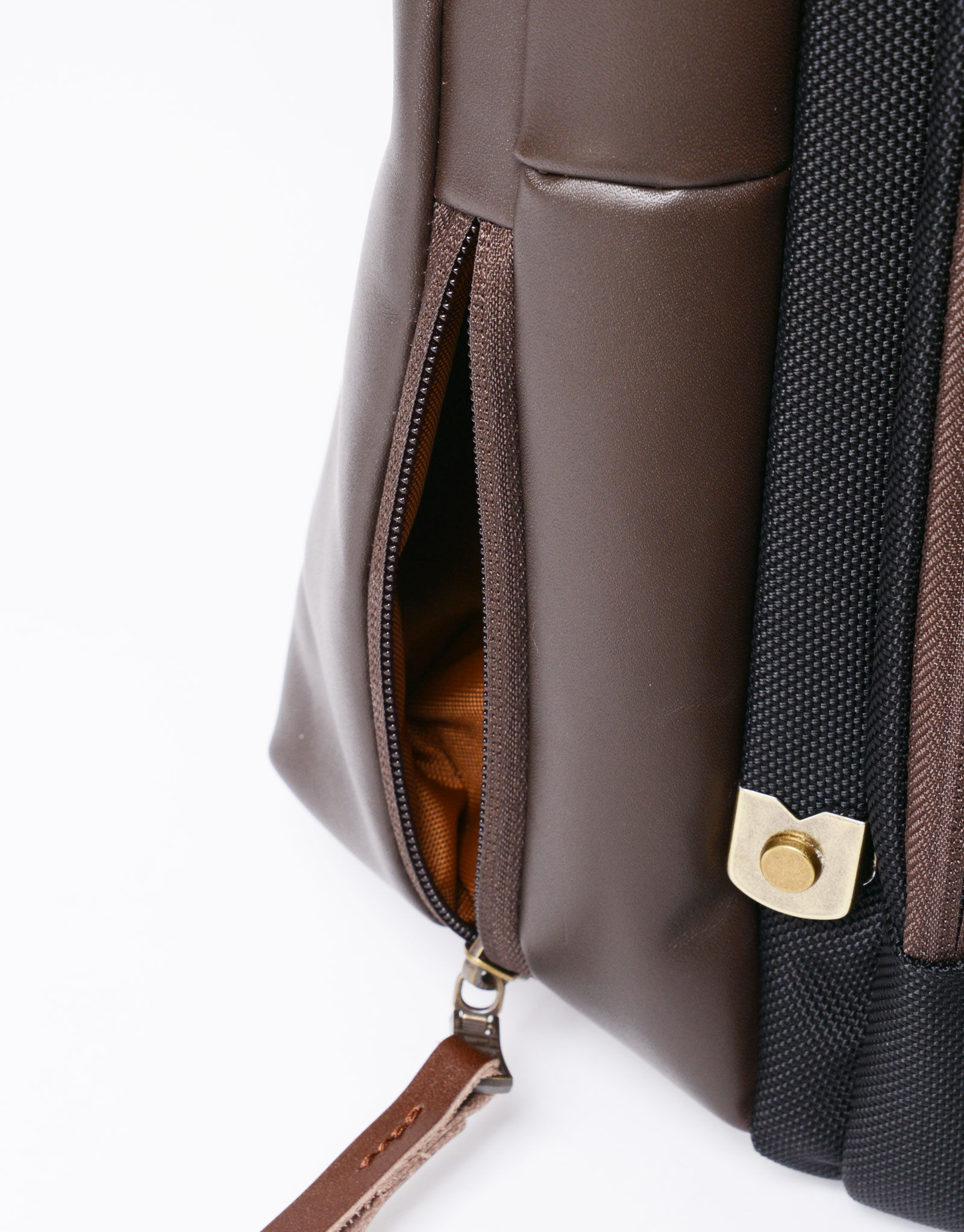 master-piece「Bump leather ver. バックパックM」|リュック|