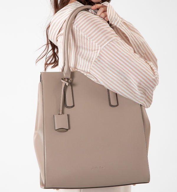 Jewelna Rose「Jewelna Rose OLバッグ エト トートバッグ 縦型 A4サイズ 13.3インチPC収納 11932」|トートバッグ|ベージュ