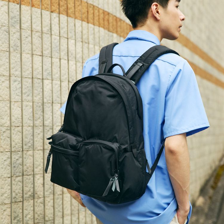 UNTRACK「UNTRACK CITY/DS リュックサック デイパックM 60215」|リュック|ブラック