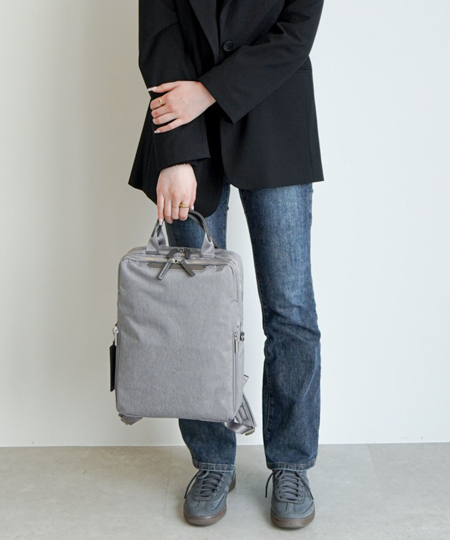 ace.「ace./エース フィッテムヘザー ビジネスリュック A4 13.3インチPC収納 12L  スクエア型  20111」|リュック|