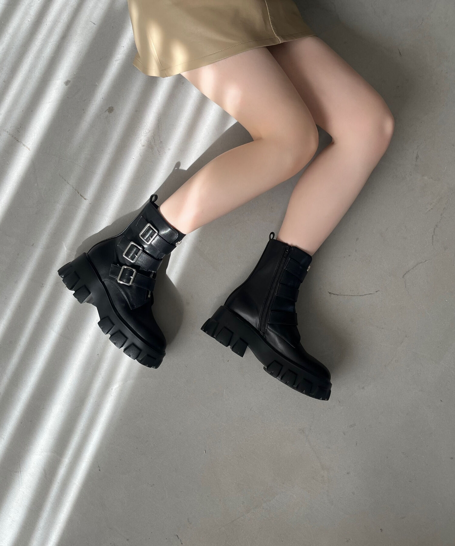 ORiental TRaffic「ジップ デザイン ベルト バックル ブーツ /41417」|ショートブーツ|BLACK