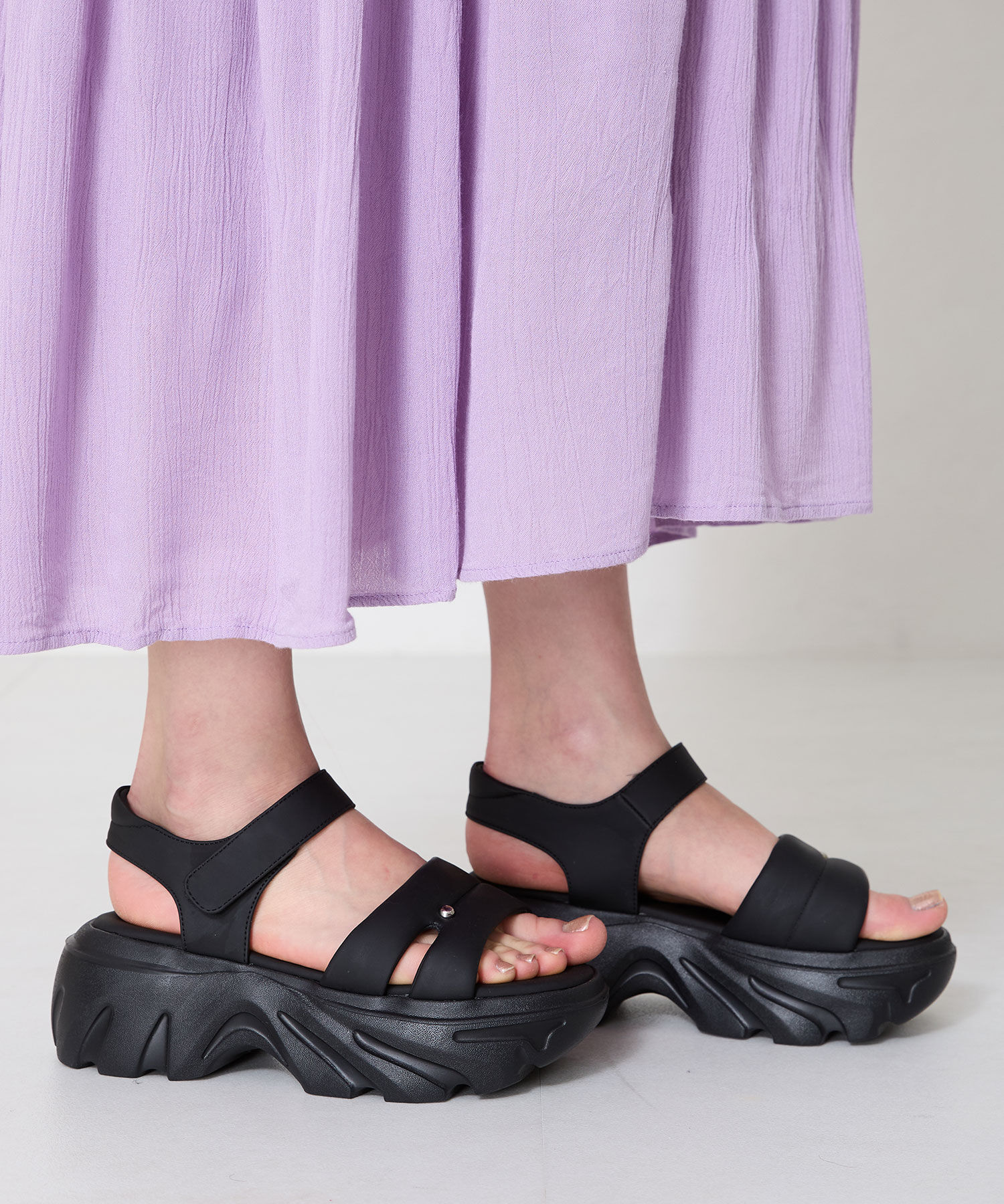 ORiental TRaffic「カットデザインパデット厚底サンダル/51206 サンダル 厚底 トレンド 人気 軽い」|サンダル|