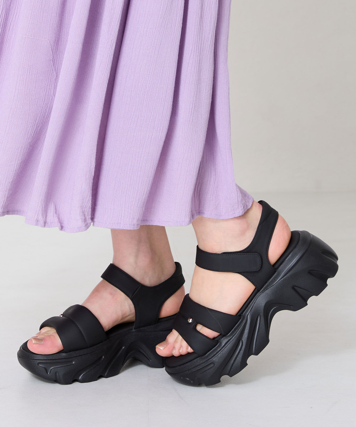 ORiental TRaffic「カットデザインパデット厚底サンダル/51206 サンダル 厚底 トレンド 人気 軽い」|サンダル|