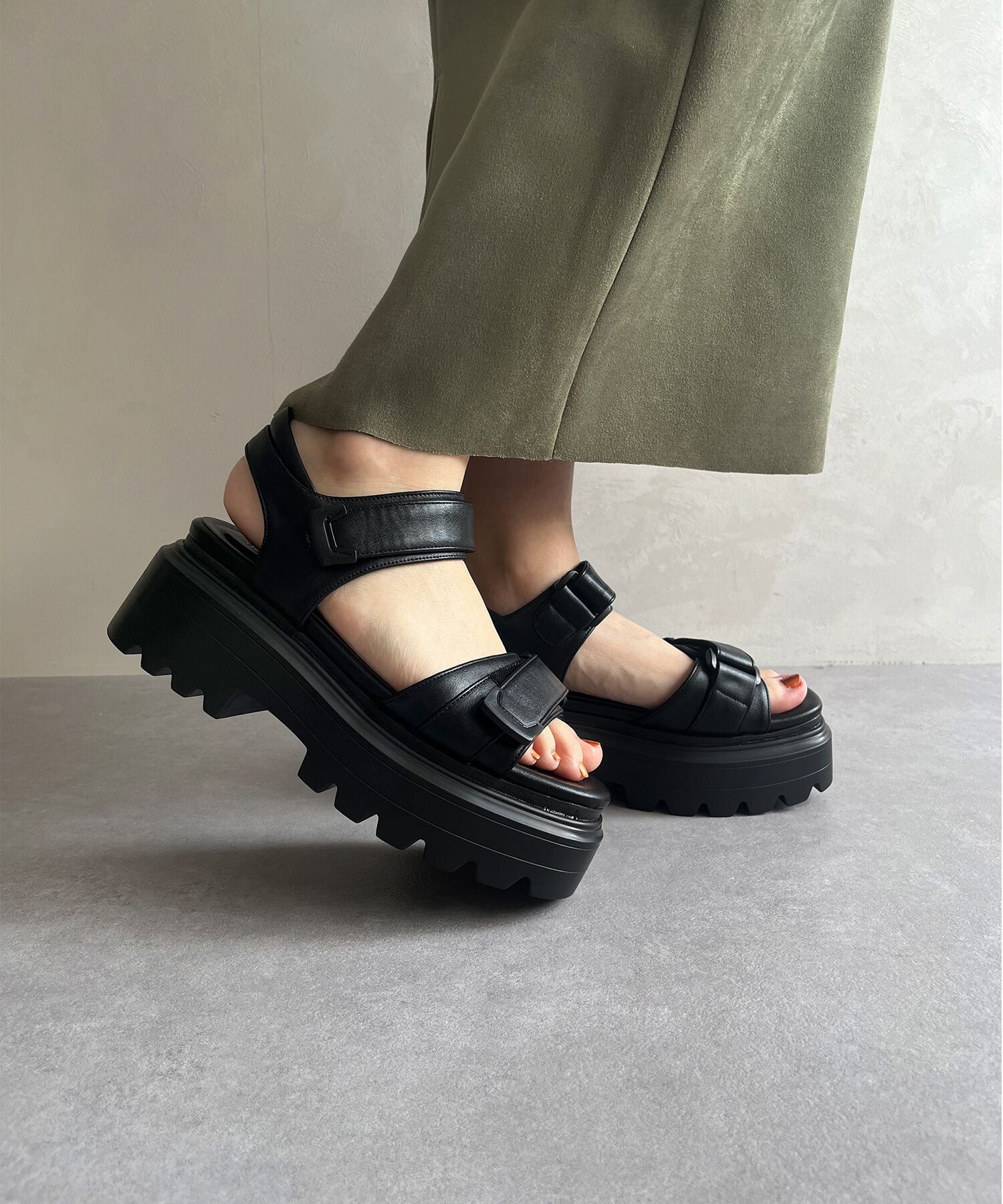 ORiental TRaffic「タンク ソール ベルト サンダル /41295 サンダル 厚底」|サンダル|BLACK