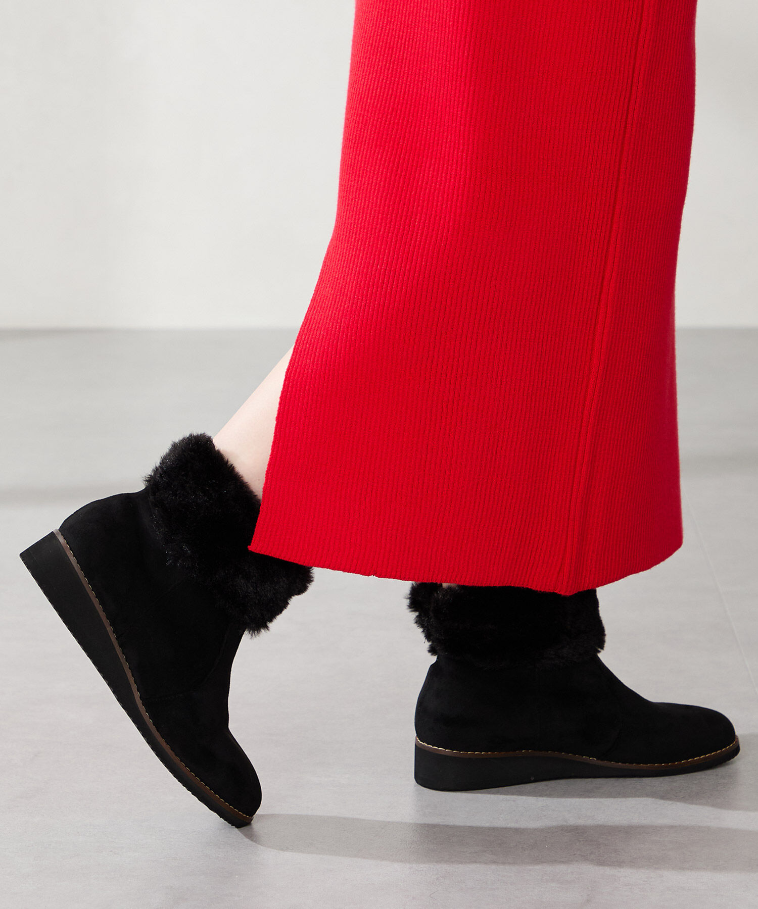 WA Oriental TRaffic「たっぷりファーウエッジソールブーツ/52411」|ショートブーツ|BLACK