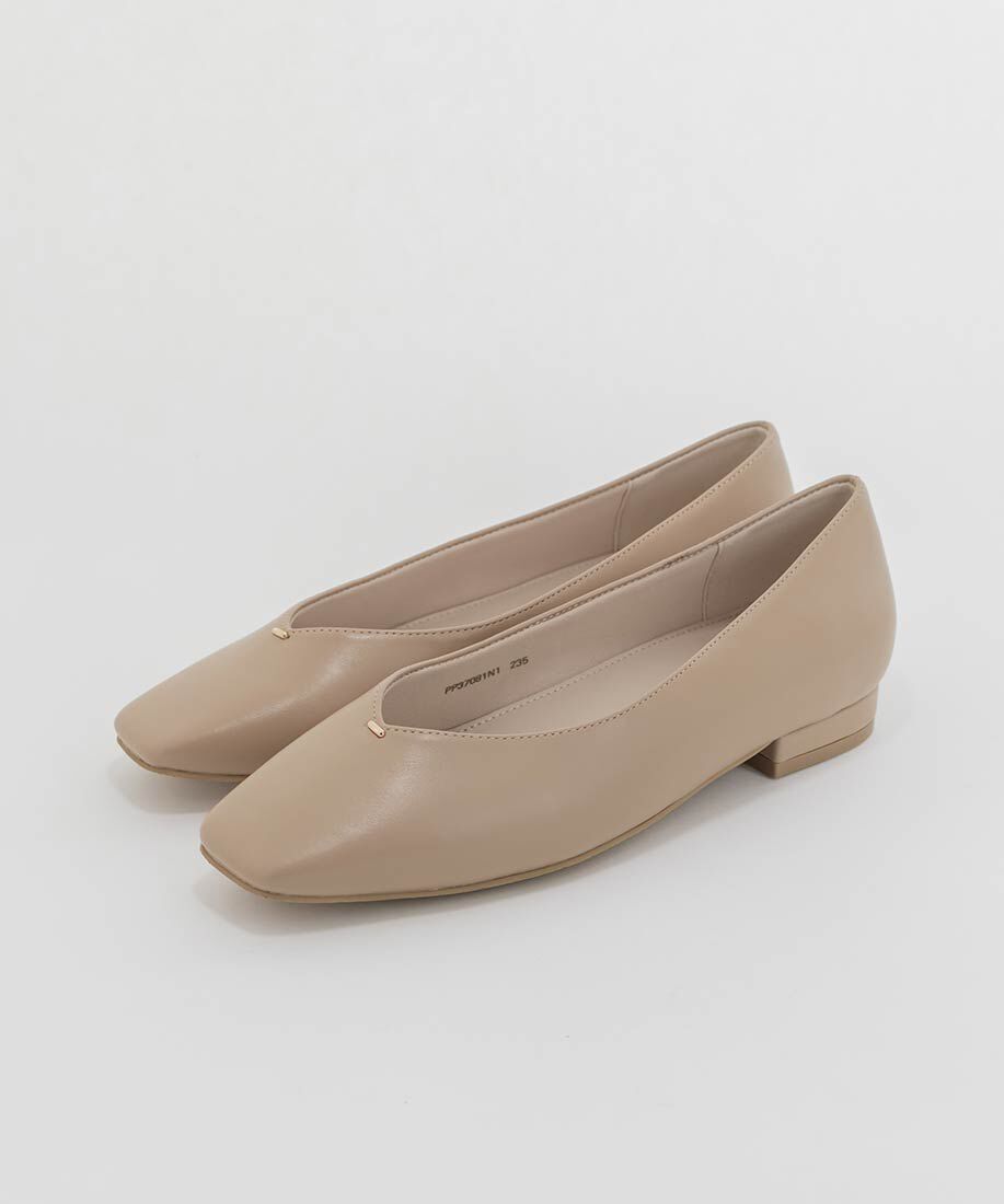  「ゴールドパーツVカットフラットパンプス」|パンプス|