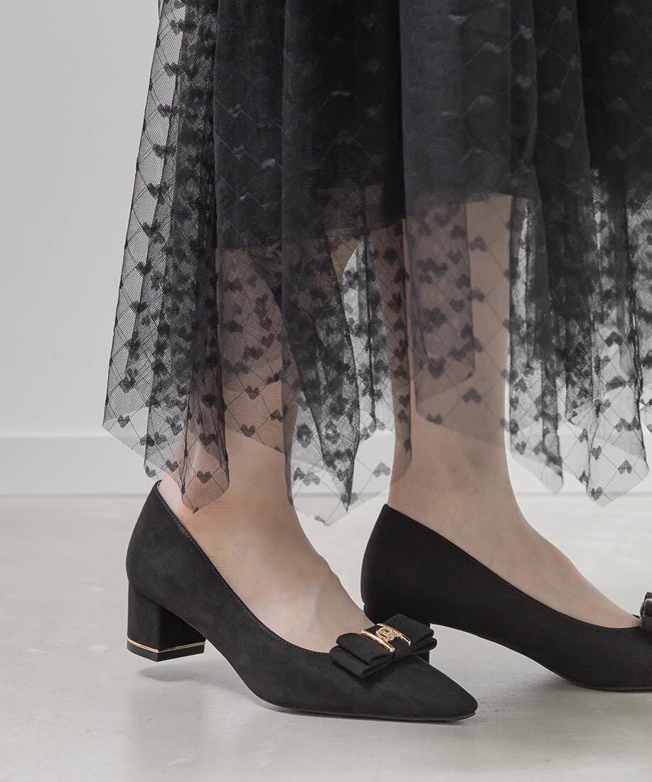  「2WAY ビジューモノグラムリボンパンプス」|パンプス|