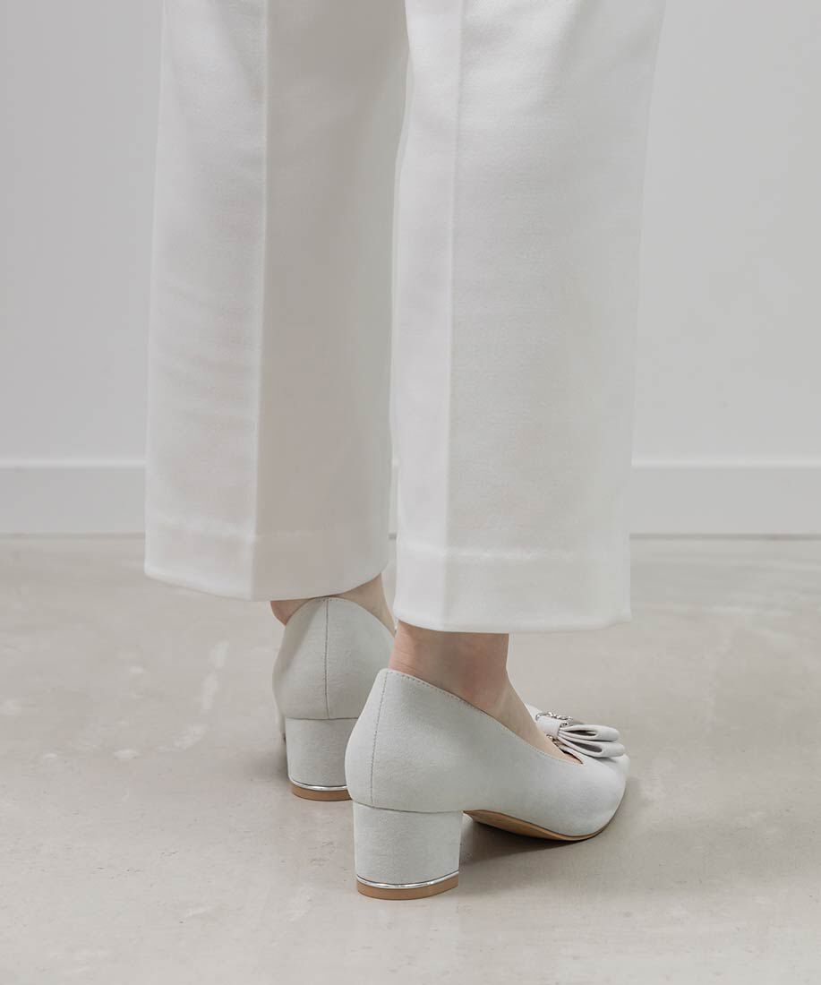  「2WAY ビジューモノグラムリボンパンプス」|パンプス|