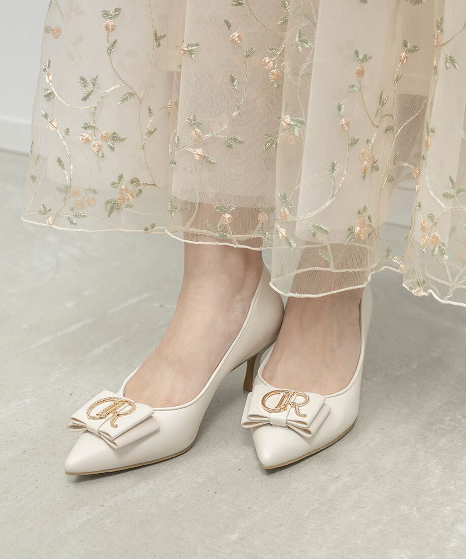  「【走れる美脚パンプス】ビジューモノグラムリボンフィットパンプス」|パンプス|