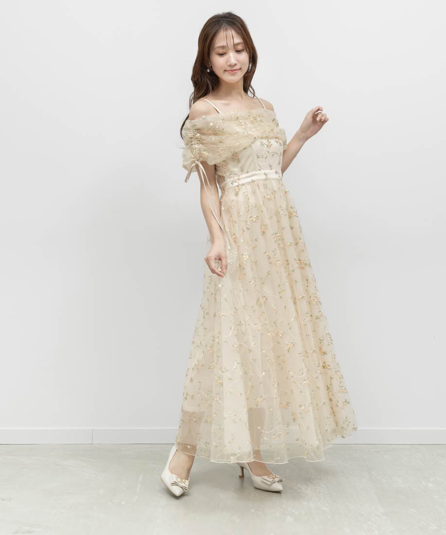  「【走れる美脚パンプス】ビジューモノグラムリボンフィットパンプス」|パンプス|