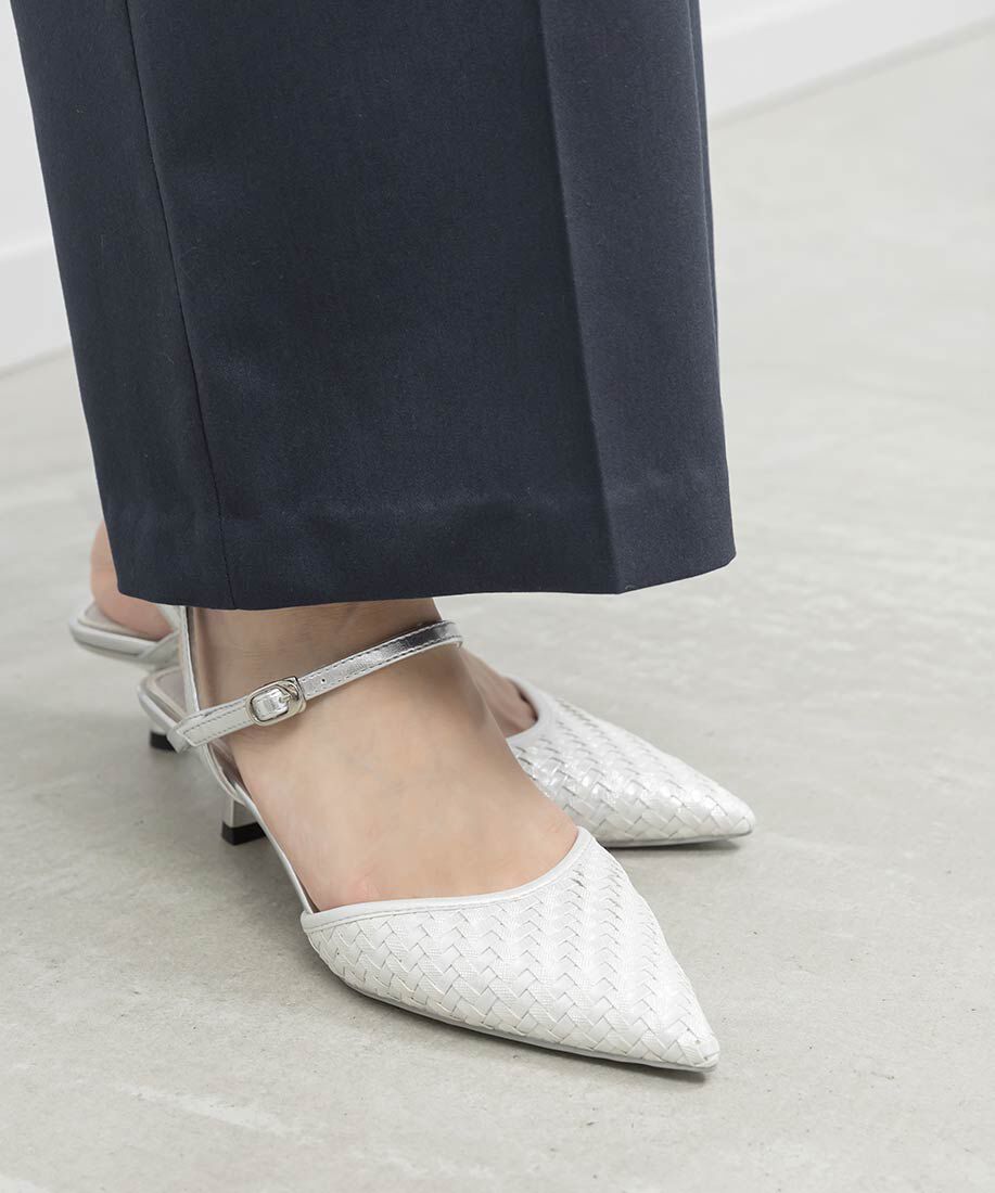  「ブレードデザインアンクルストラップパンプス」|パンプス|