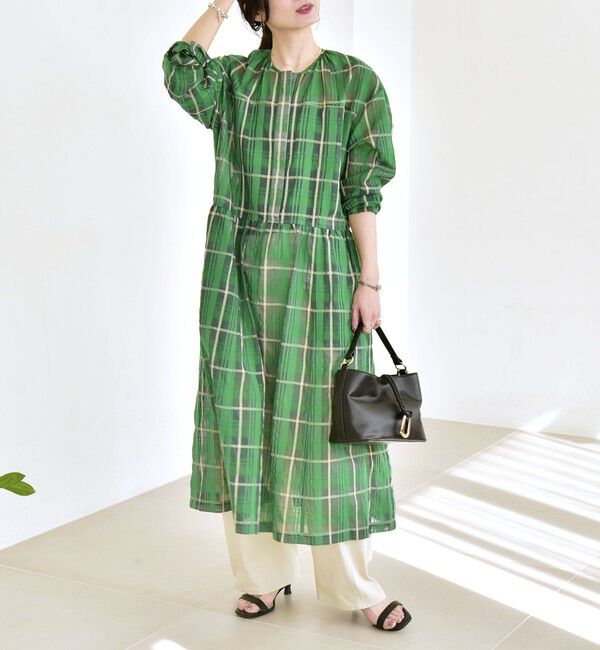 quaranciel「quaranciel:〈手洗い可能〉シアー チェック クルーネック ギャザー ワンピース」|ワンピース|グリーン