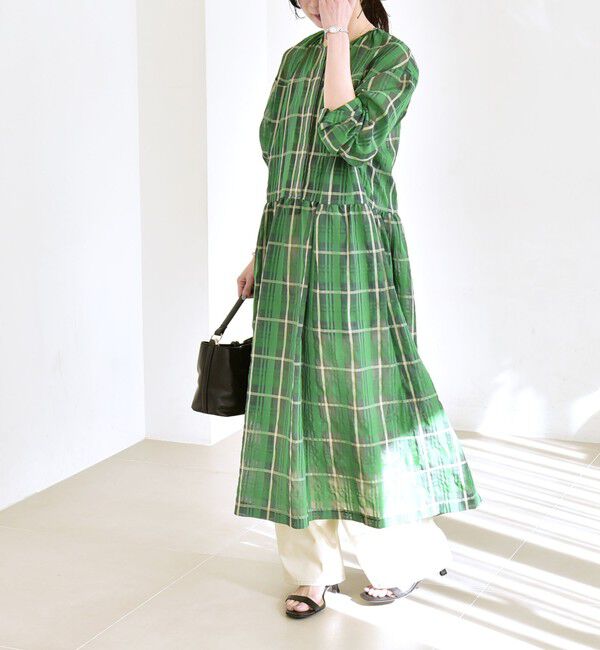 quaranciel「quaranciel:〈手洗い可能〉シアー チェック クルーネック ギャザー ワンピース」|ワンピース|