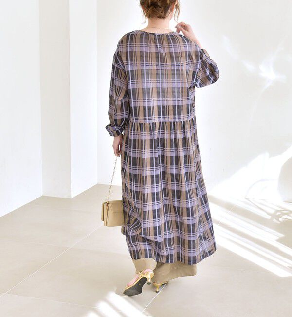 quaranciel「quaranciel:〈手洗い可能〉シアー チェック クルーネック ギャザー ワンピース」|ワンピース|