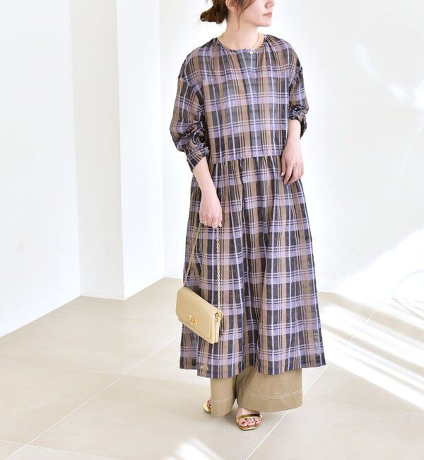 quaranciel「quaranciel:〈手洗い可能〉シアー チェック クルーネック ギャザー ワンピース」|ワンピース|