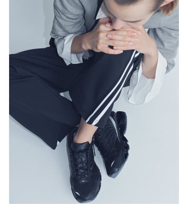 EDIFICE「MIZUNO(ミズノ) WAVE PROPHECY LS 別注 "MONOTONE CINEMA"」|スニーカー|