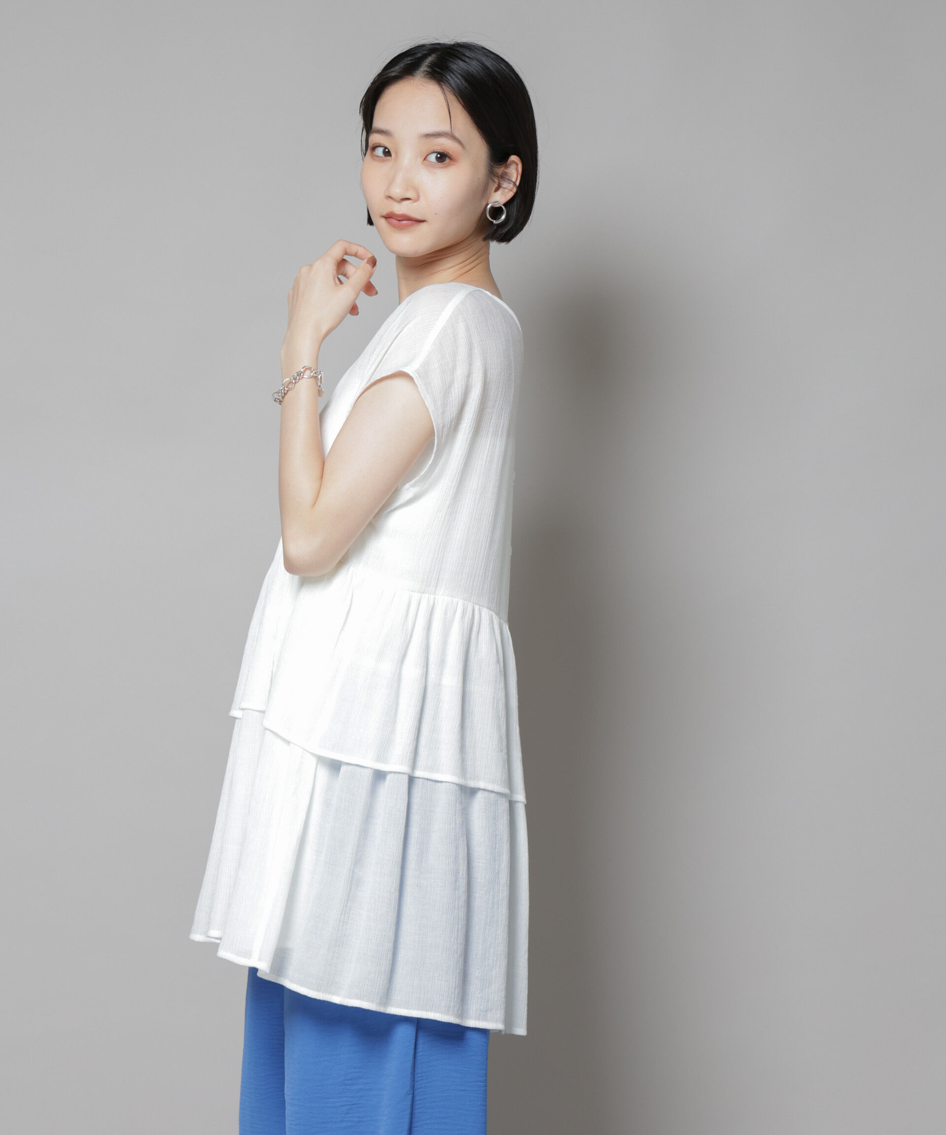 nano･universe「前後2wayシアー楊柳ノースリーブティアードブラウス」|シャツ・ブラウス|