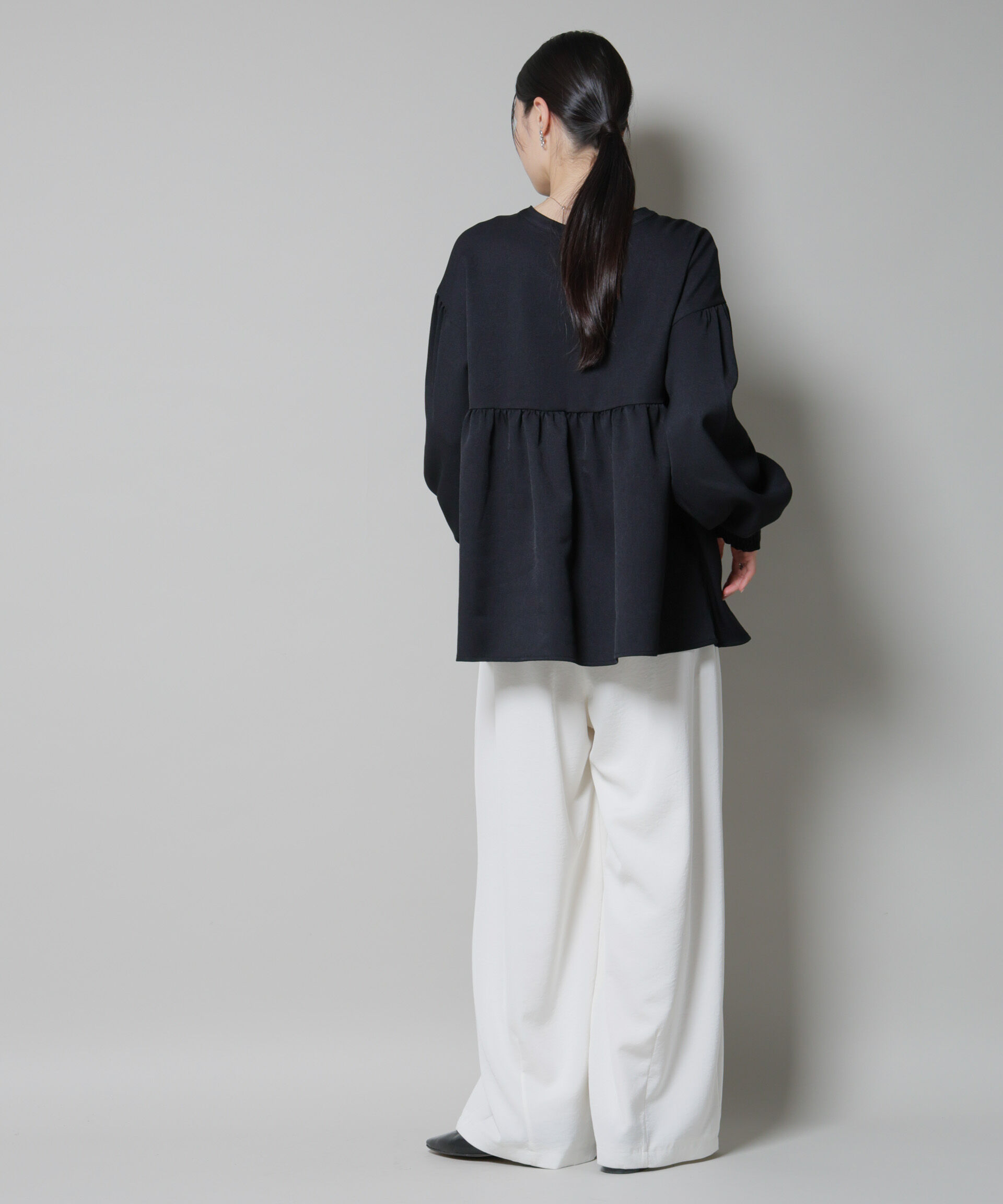 nano･universe「ｳｰﾙﾗｲｸﾎﾟﾘｴｽﾃﾙ前後2way切り替えﾍﾟﾌﾟﾗﾑﾌﾞﾗｳｽ(ｾ  」|シャツ・ブラウス|