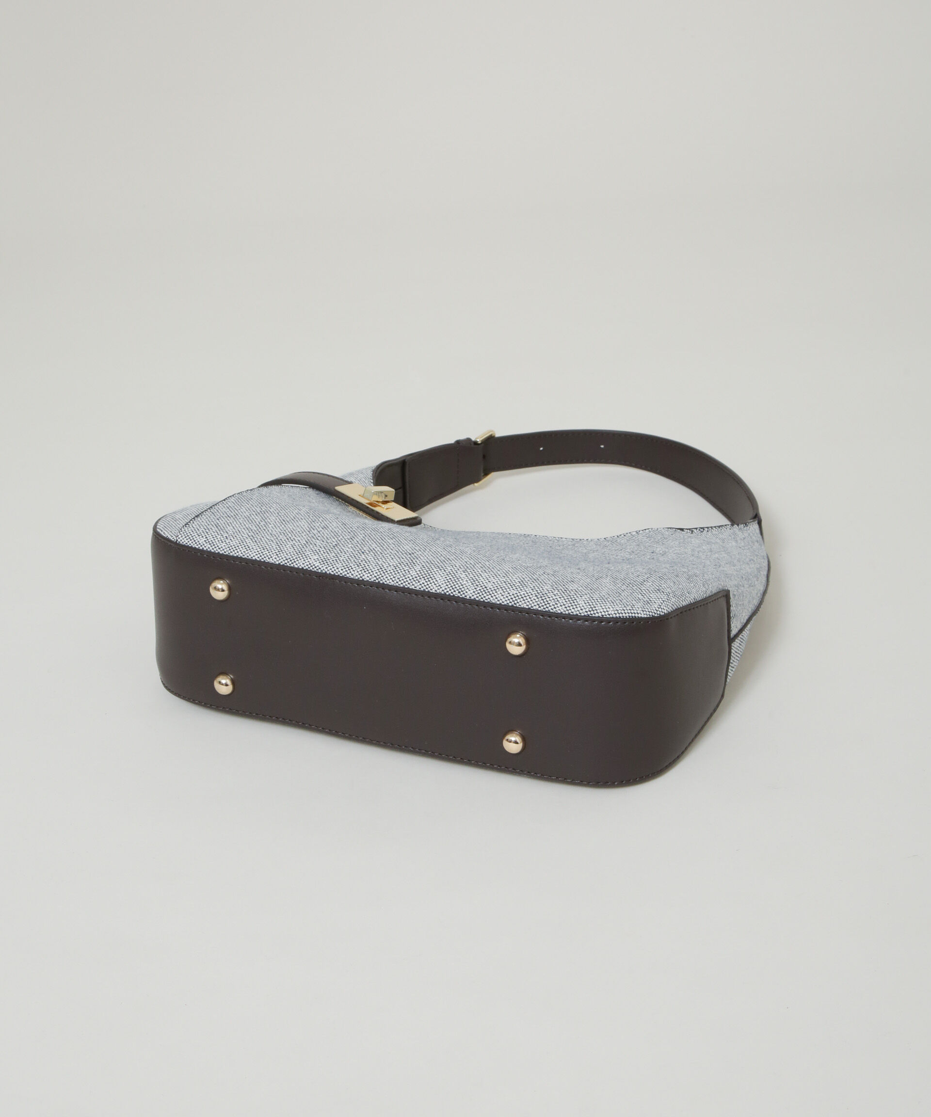 nano･universe「ターンロックベルトキャンバスワンハンドルバッグ」|ショルダー・メッセンジャー|