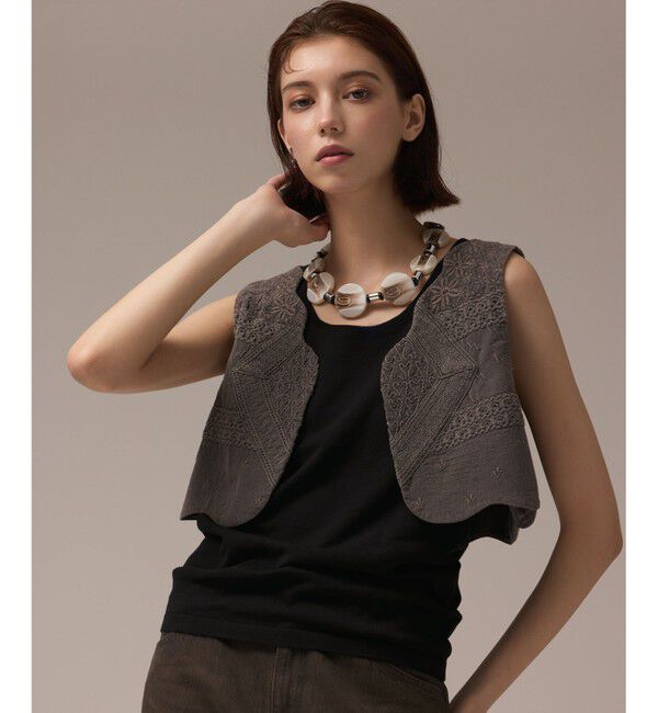 GRACE CONTINENTAL「エンブロイダリージレ」|ベスト・ジレ|