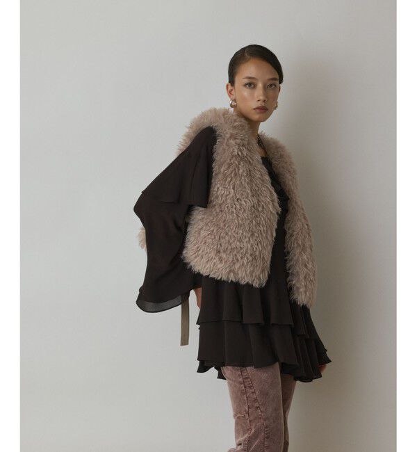 GRACE CONTINENTAL「ショ－トファ－ジレ」|その他|