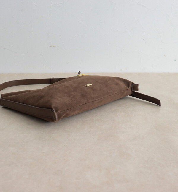 fredy emue「フェイクスエードソフトスクエアショルダーバッグ」|ショルダー・メッセンジャー|