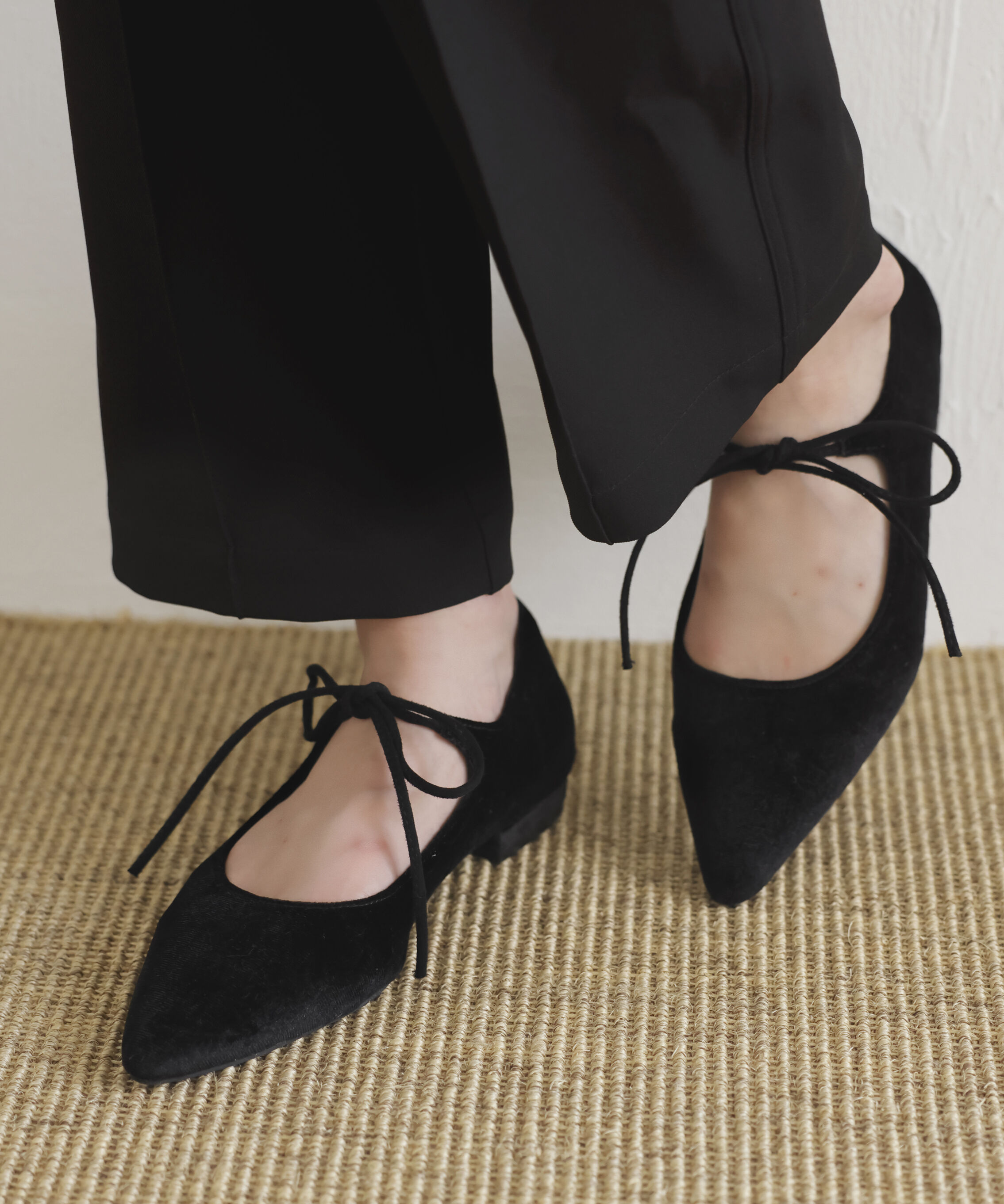 Juze「【新色・追加生産】リボンフラットパンプス」|パンプス|ブラック(01)